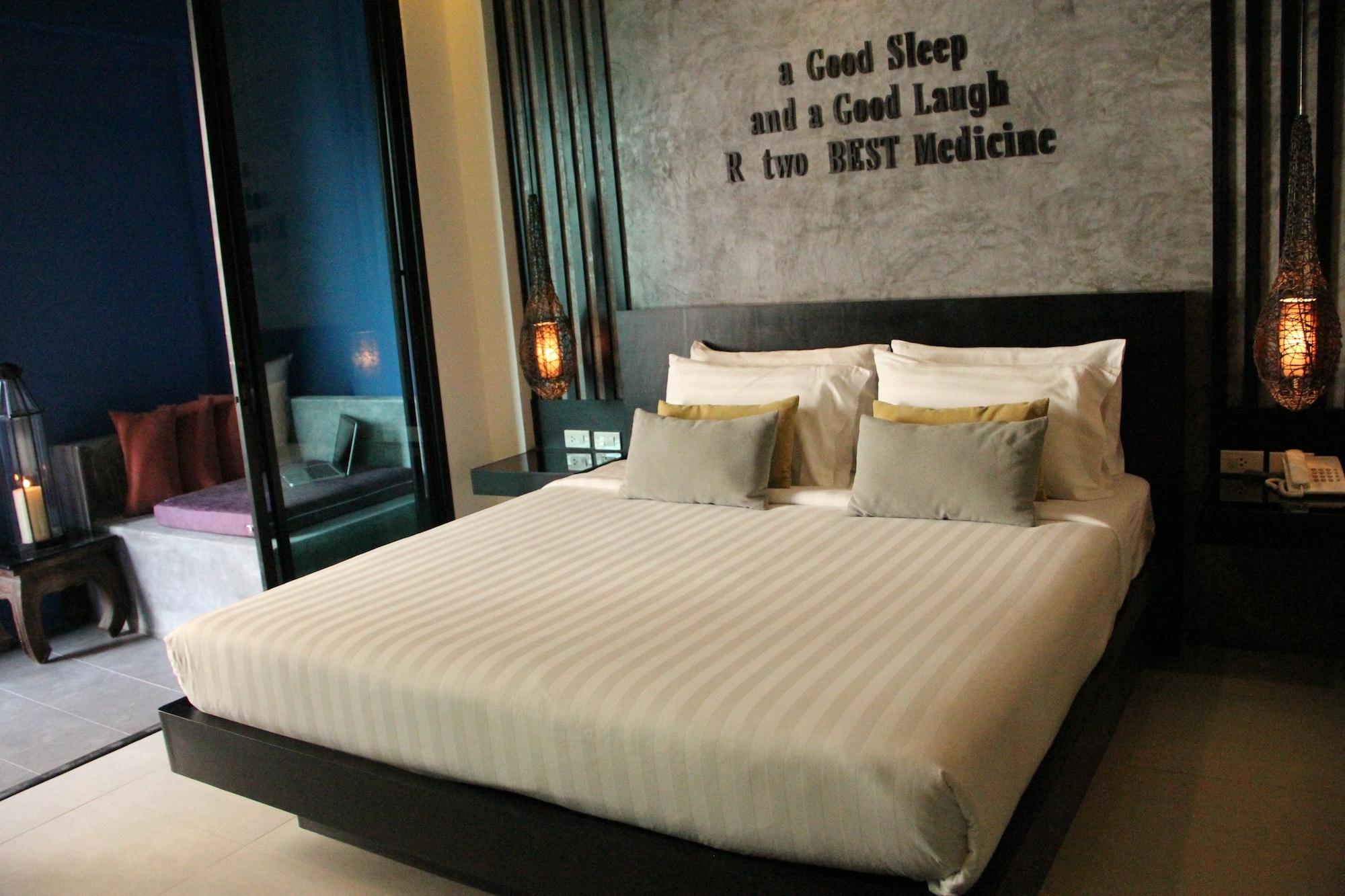 Hotel The House Patong Exterior foto